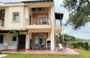 Greece by the sea - First maisonette