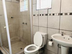 Alldays Serala Lodge