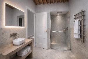 Tenuta Golo - Luxury Vineyard Suites in Montepulciano - Wine Tastings