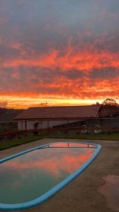 Refúgio da Serra - Piscina e Churrasqueira