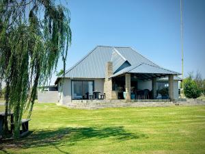 Vaal Dam Manor - Waters Edge