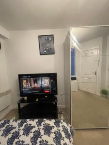 Cozy en-suite Room-city centre