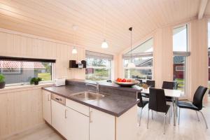 Resort 1 Beach House B 154