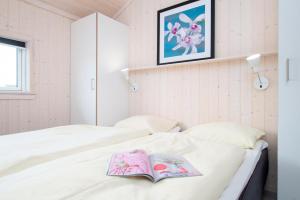 Resort 2 Beach House B 123