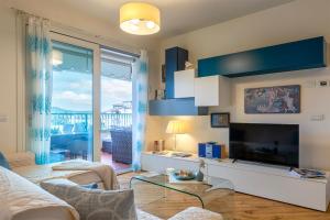 Sunrise Marina House