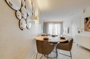 One Bed - Spinola Bay Views in Paceville St Julians