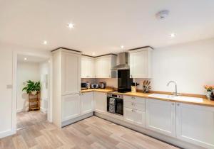 Lincoln Country Cottage Large Garden & Free Parking