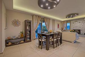 Villa Sandy Evi by Villa Select
