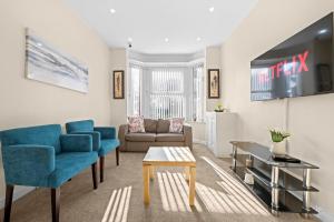 Three Bedroom House By Brookland Stays Serviced Accommodation Short Lets Manchester With Free WiFi