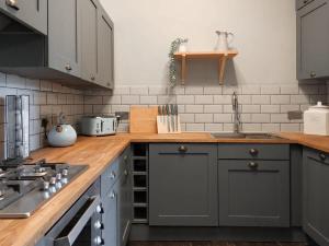 Beautiful Georgian New Town 2 bed apartment