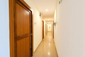 FabHotel Vedhanshi