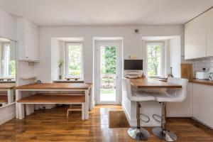 Modern Holyrood Family Retreat