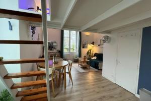 Bright studio apartment on the Île de Nantes