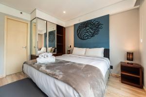 Studio em Hotel com Vaga e Limpeza Diária - M1013