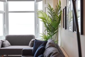 5 Roker Terrace - The Adelaide Sea View Apartment 1st Floor