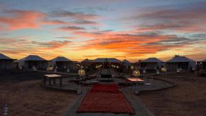 Peaceful Luxury Camp