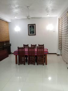 Thuru villa resort baththaramulla