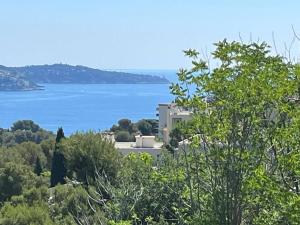 Duplex Apartment, Sea View and Swimming Pool