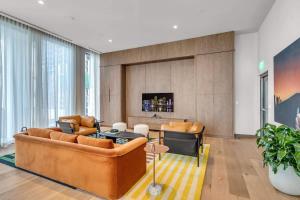 Miami Worldcenter Condo Hotel Amenities Prime Location Sleeps 4