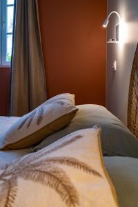 Chambre Cocooning avec accès jacuzzi et sauna