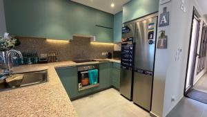 Ancient Hills Home | Private Roof & Mini Pool