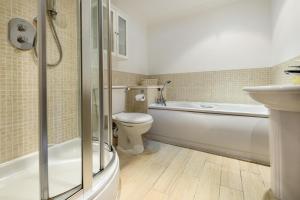 4 Bed in Pwllheli oc-watern