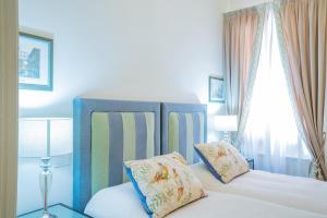 Canaletto Apartment with Canal View in Dorsoduro