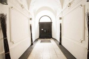 Bright stylish central apartments Prague