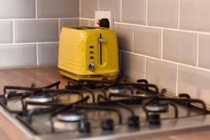 Cosy and Chic Quiet Apartment in Leith