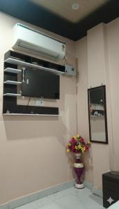 Shri Vishwanatham Guest house
