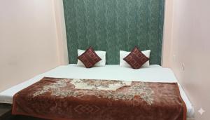 Shri Vishwanatham Guest house