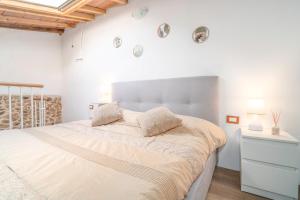 Acqua Shanti Lofted Studio