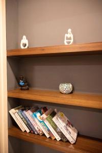 BLISS - by Nirvana - Spacious 3BHK in DLF Phase II