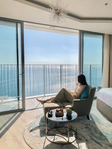 Grand Central SeaSide Panorama Five-stars Hotel