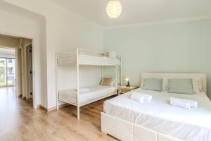 #082 Family Apartment São Rafael Beach