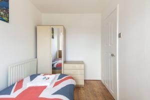 Four Bedroom Apartment near Big Ben & London Eye