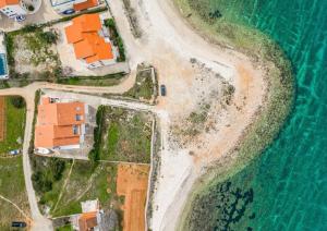 First Line Seaside Calm in Mirca - 30m from the Adriatic