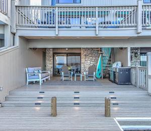 Lakefront LBJ Escape - Boat Slip & Sleeps 8