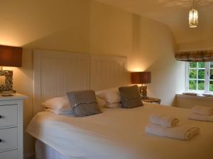 Orchard Cottage - Uk12525