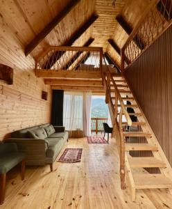 Dreamy Garden Cabin