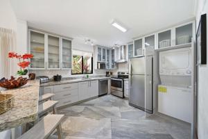 Snorkel Paradise Condo, Pool, Steps to the Beach