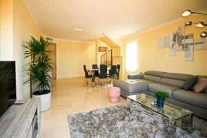 Stylish Duplex Penthouse Los Lagos de Santa Maria