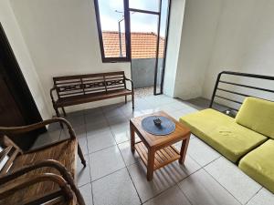 Airport Breeze Guest House