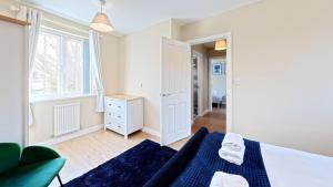 Baileys Beach House - Part of the The Bay Filey Holiday Village with pool, gym and direct beach access, pub, restaurant, tennis and meadows walks