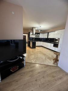 Луксозен апартамент в сърцето на Сандански