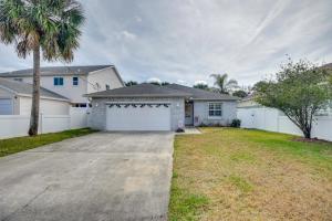 Stroll to Shore Pet-Friendly Flagler Beach Escape