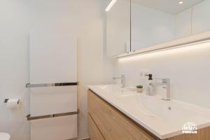 Montreal G008 You, me & the Sea