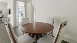 Landing Amazing 2BD Pool Gym