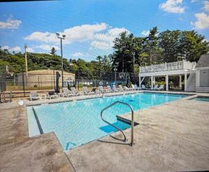 Lakeview Retreat for the Whole Family