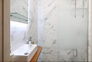 Athens Pfoia Apartments & Studios